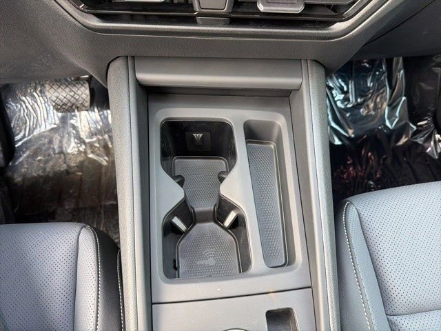 New 2026 Volkswagen Tiguan SE image 27