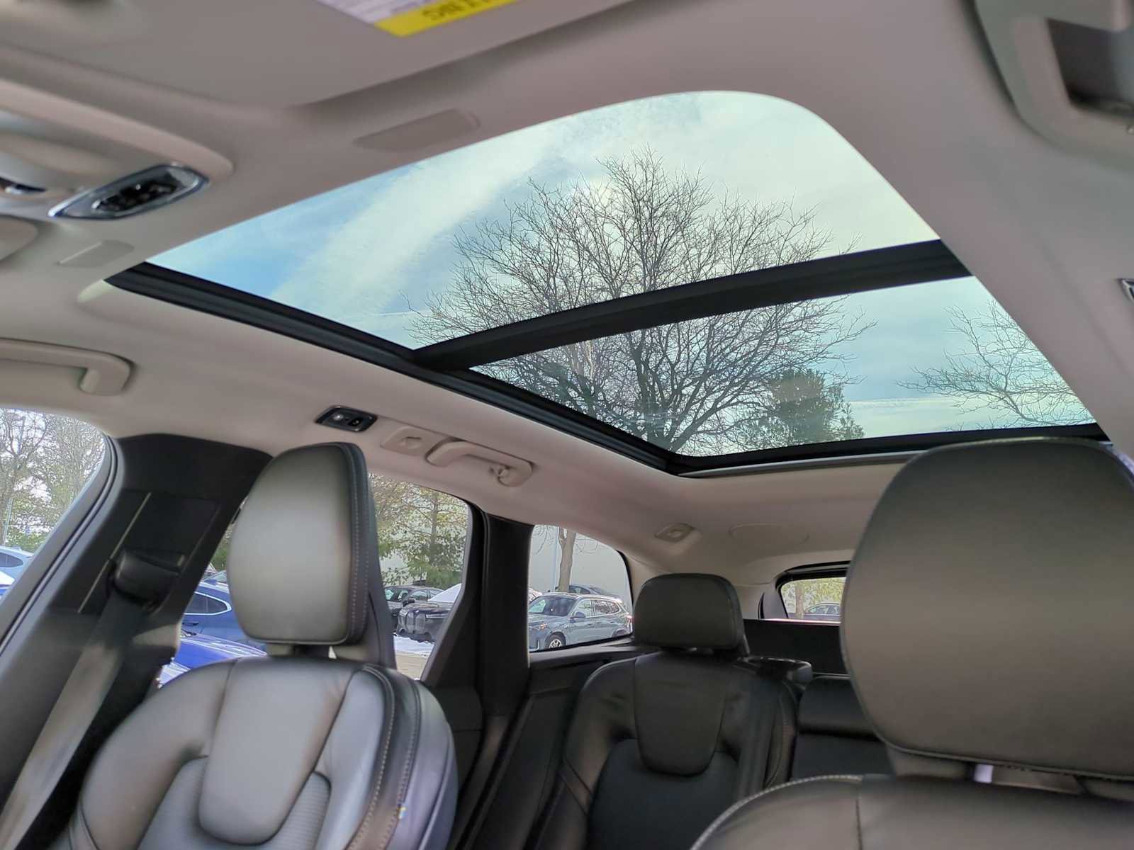 Used 2021 Volvo XC60 T5 Inscription image 19