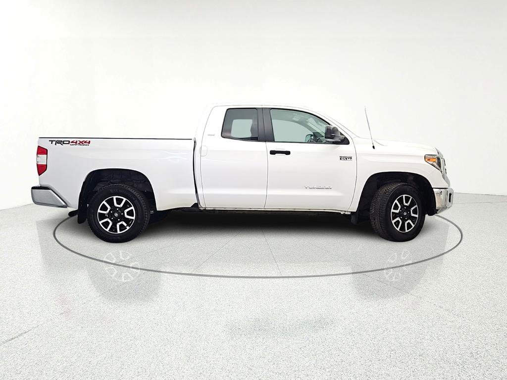 Used 2018 Toyota Tundra SR5 w/ TRD Off Road Package image 4