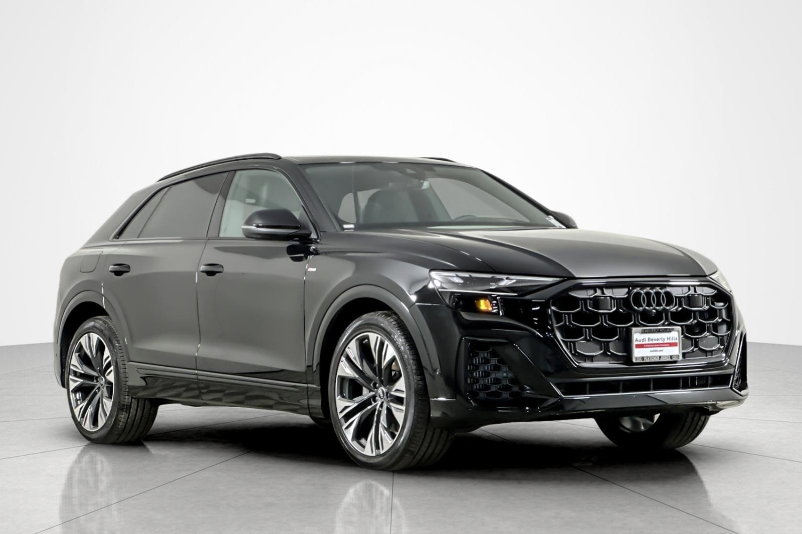 New 2026 Audi Q8 Prestige image 2