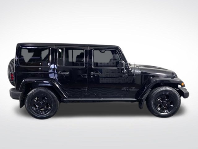 Used 2015 Jeep Wrangler Unlimited Sahara w/ Dual Top Group AWD/4WD image 6