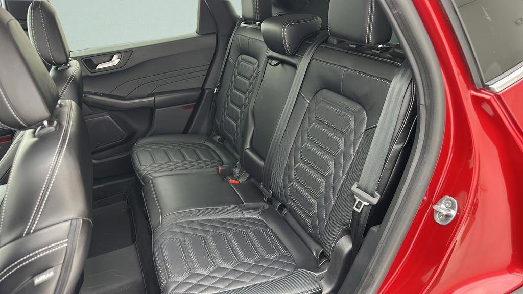 Used 2023 Ford Escape Platinum w/ Premium Technology Package AWD/4WD image 11