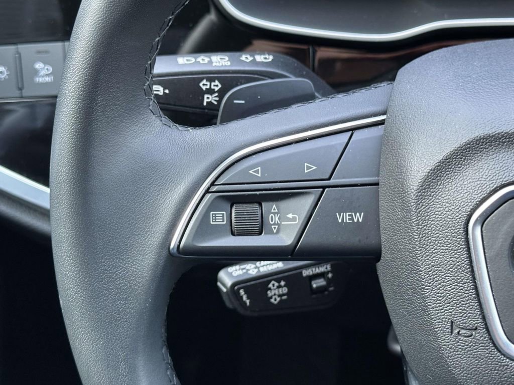 Used 2025 Audi Q3 2.0T Premium w/ Convenience Package image 21