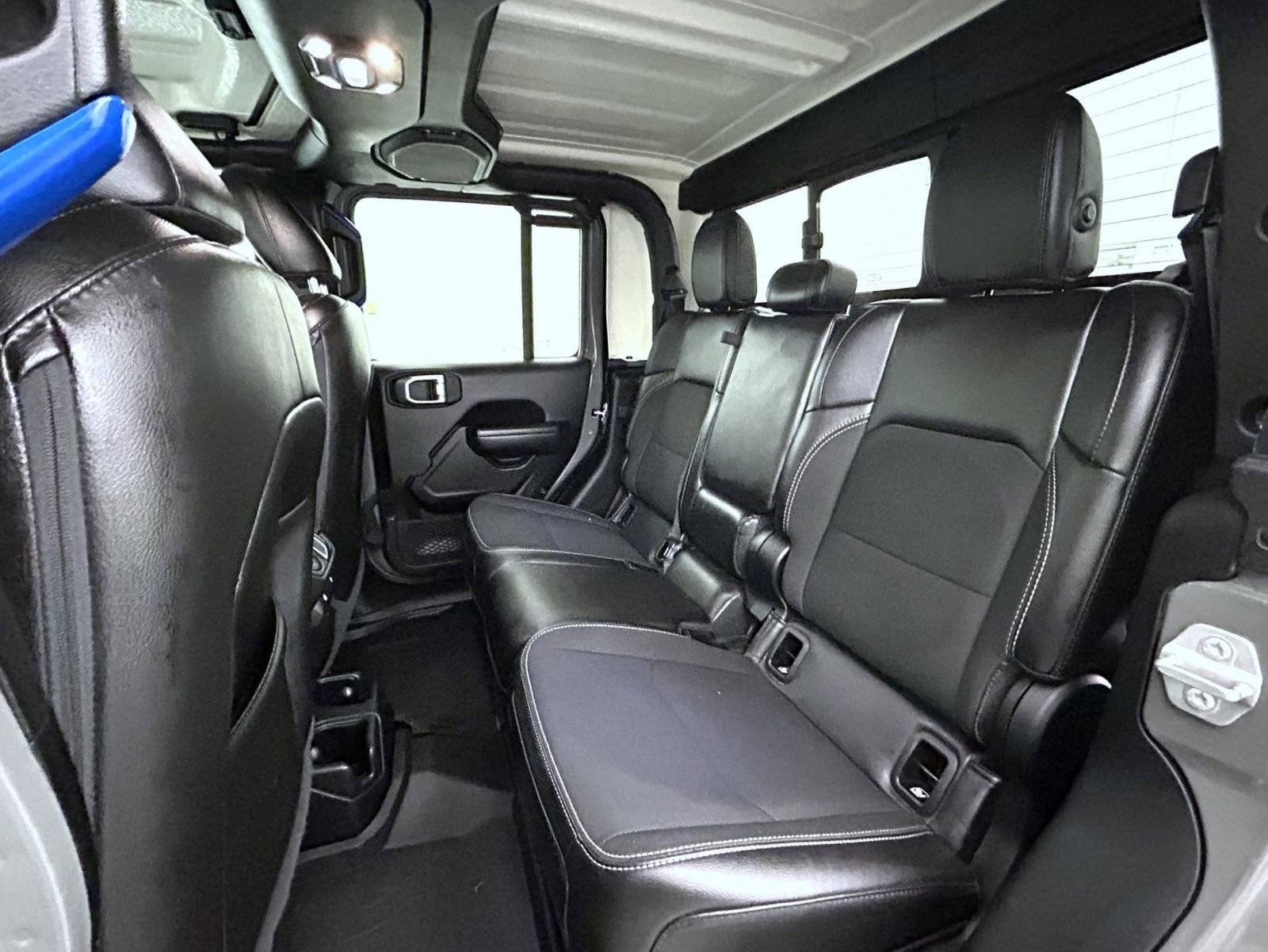 Used 2021 Jeep Gladiator Sport image 19