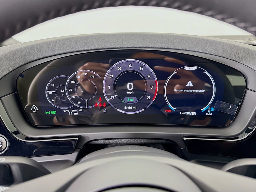 New 2026 Porsche Cayenne E-Hybrid Coupe AWD/4WD image 16
