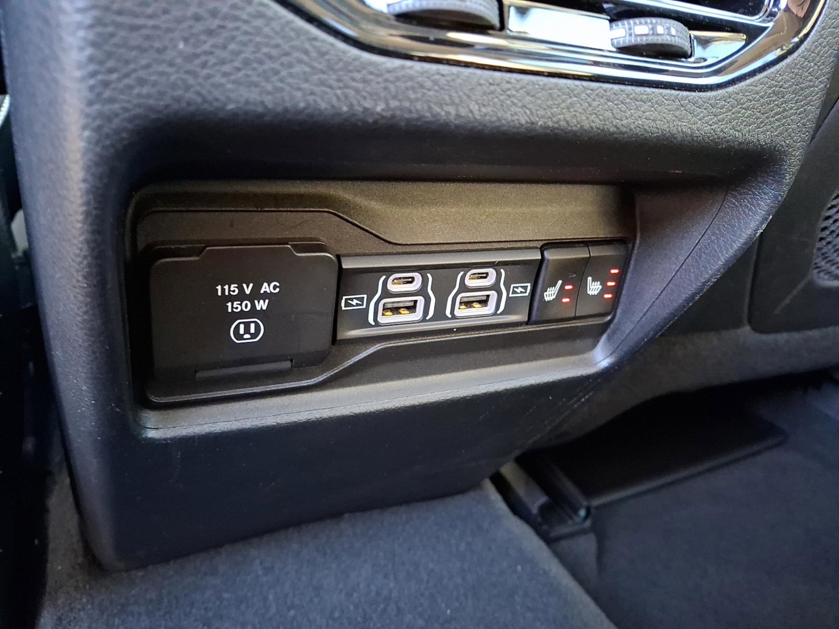 Certified 2023 Jeep Grand Cherokee Limited image 11