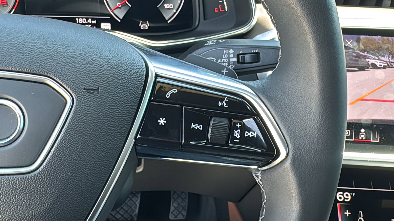 Used 2025 Audi A6 2.0T Premium w/ Convenience Plus Package image 24