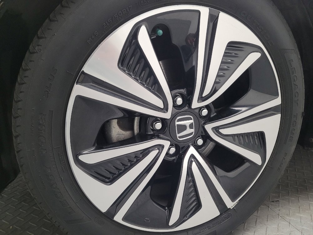 Used 2017 Honda Civic EX-L image 31