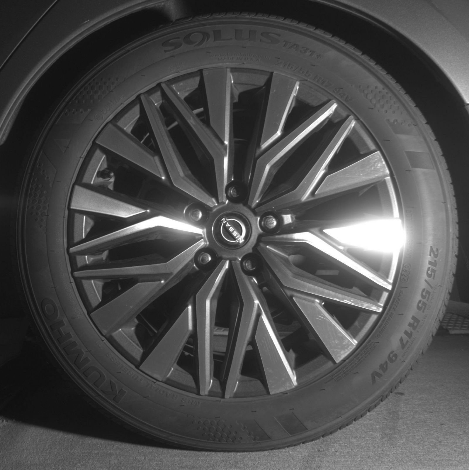 Used 2025 Nissan Altima 2.5 SV FWD image 16