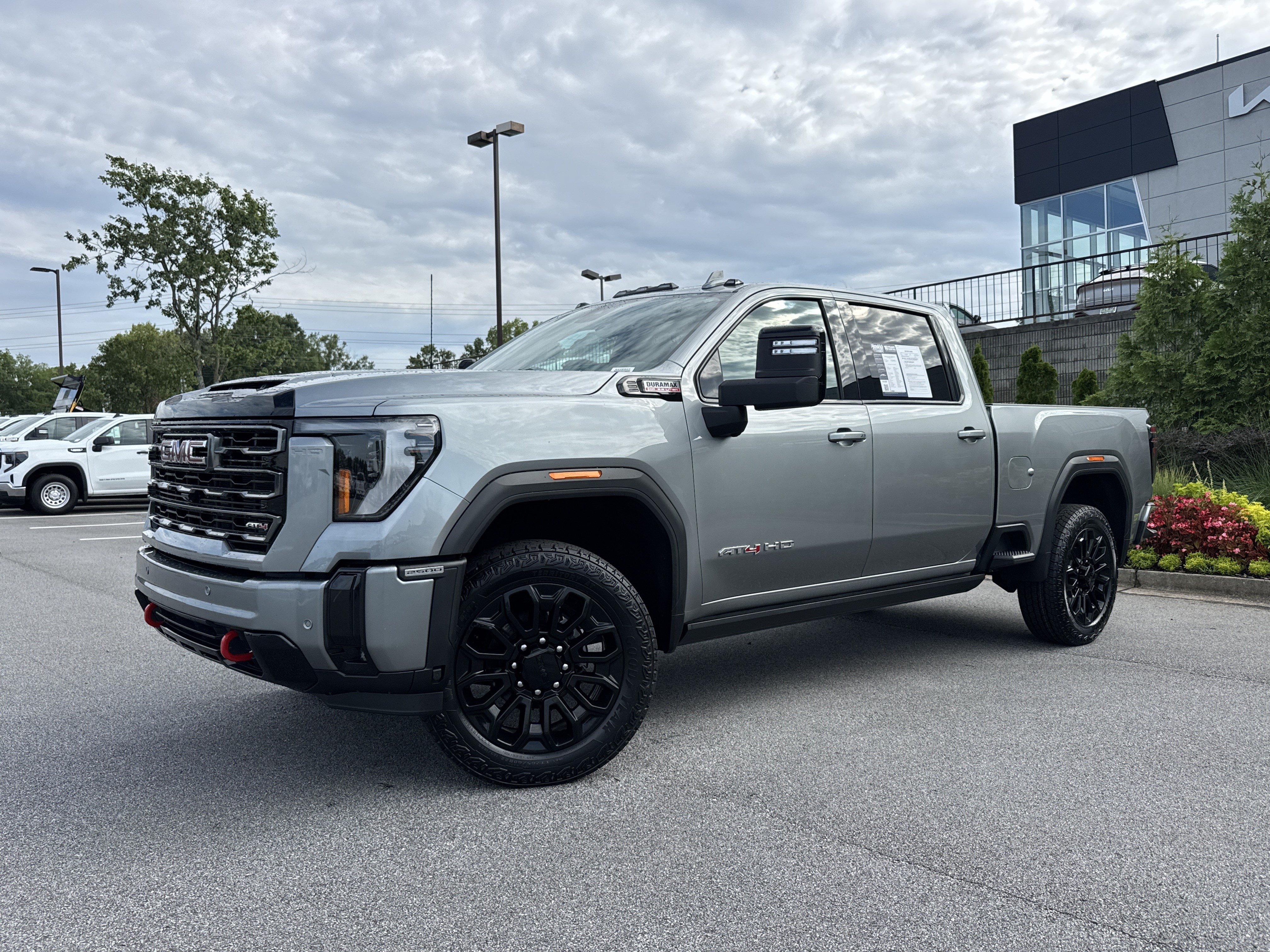 Used 2024 GMC Sierra 2500 AT4 w/ AT4 Premium Plus Package AWD/4WD image 6