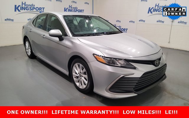 Used 2023 Toyota Camry LE image 1