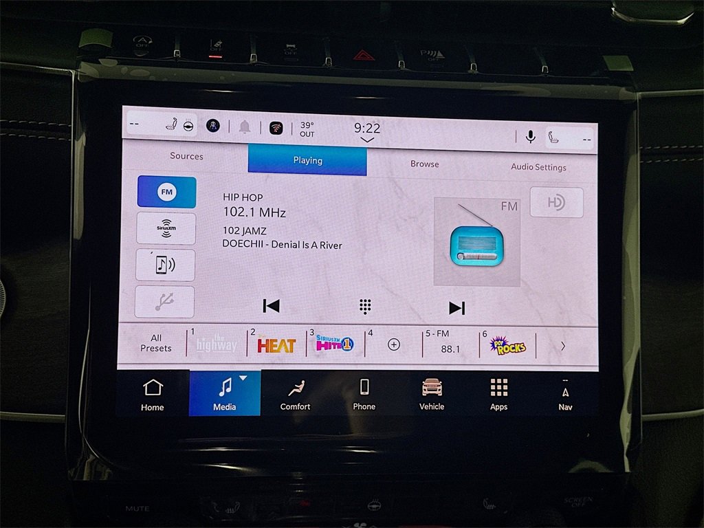 New 2025 Jeep Grand Cherokee Limited image 13