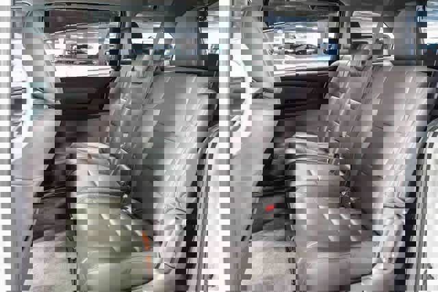 Used 2016 Honda Odyssey Touring Elite image 19