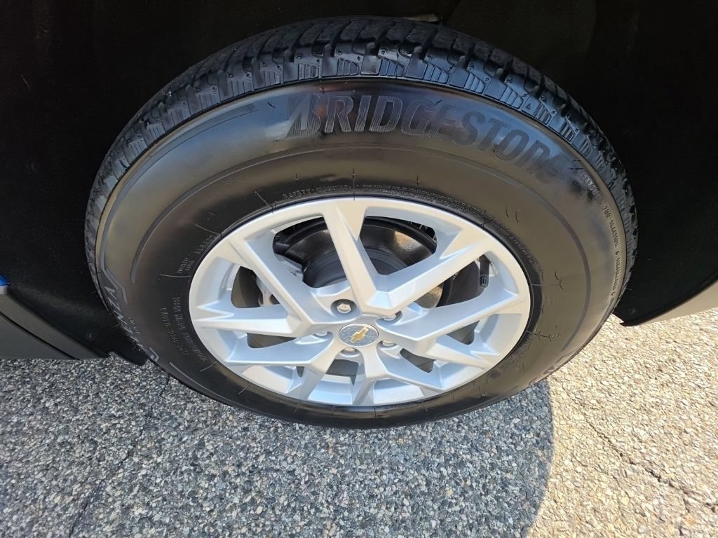 Used 2024 Chevrolet Equinox LT AWD/4WD image 35