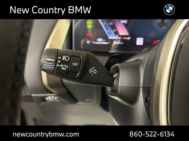 Certified 2025 BMW X3 xDrive30 w/ Premium Package AWD/4WD image 17