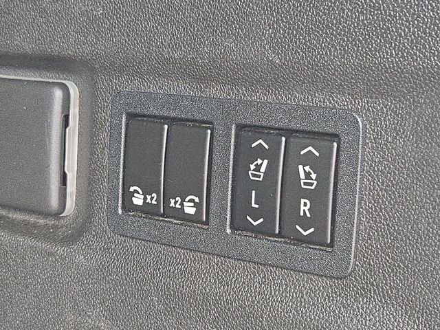 Used 2021 GMC Yukon XL AT4 w/ AT4 Premium Plus Package image 39