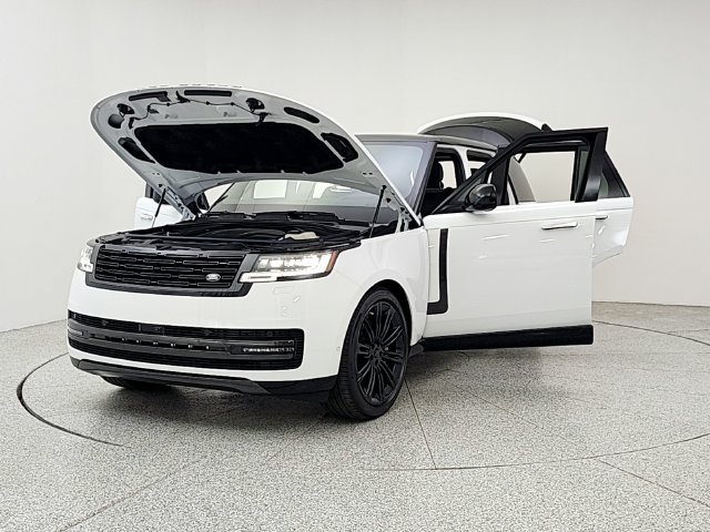 New 2026 Land Rover Range Rover SE AWD/4WD image 9