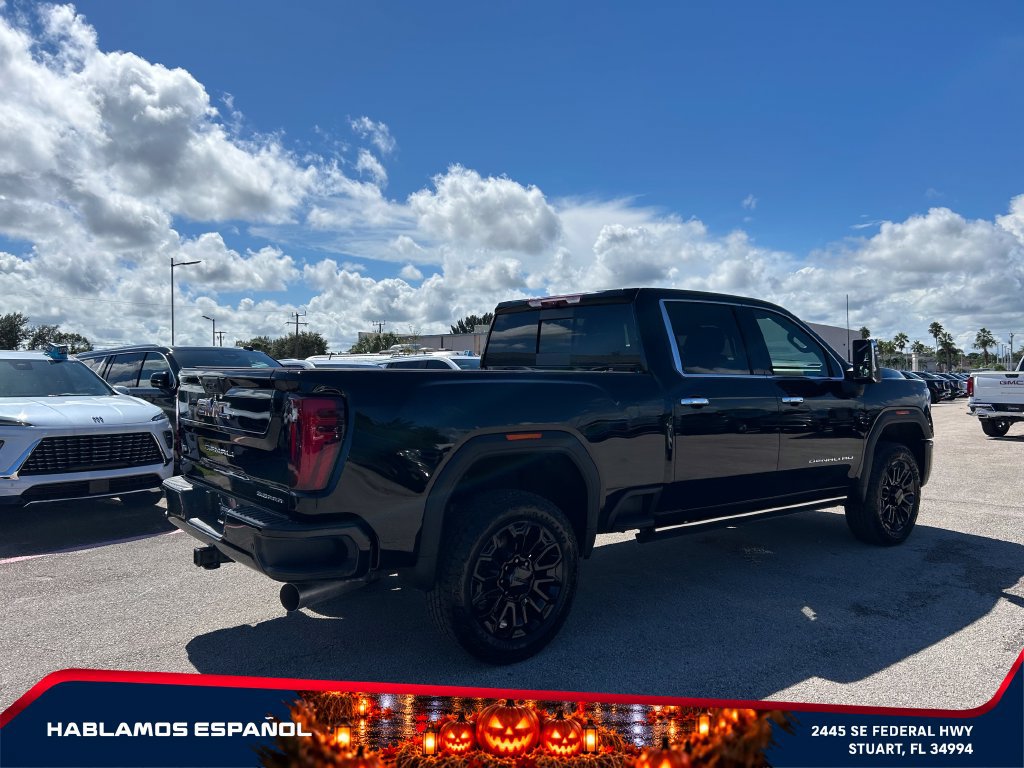 New 2026 GMC Sierra 2500 Denali w/ Denali Reserve Package AWD/4WD image 7