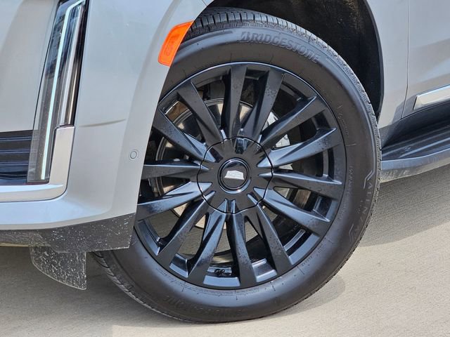 Certified 2024 Cadillac Escalade ESV Premium Luxury image 7