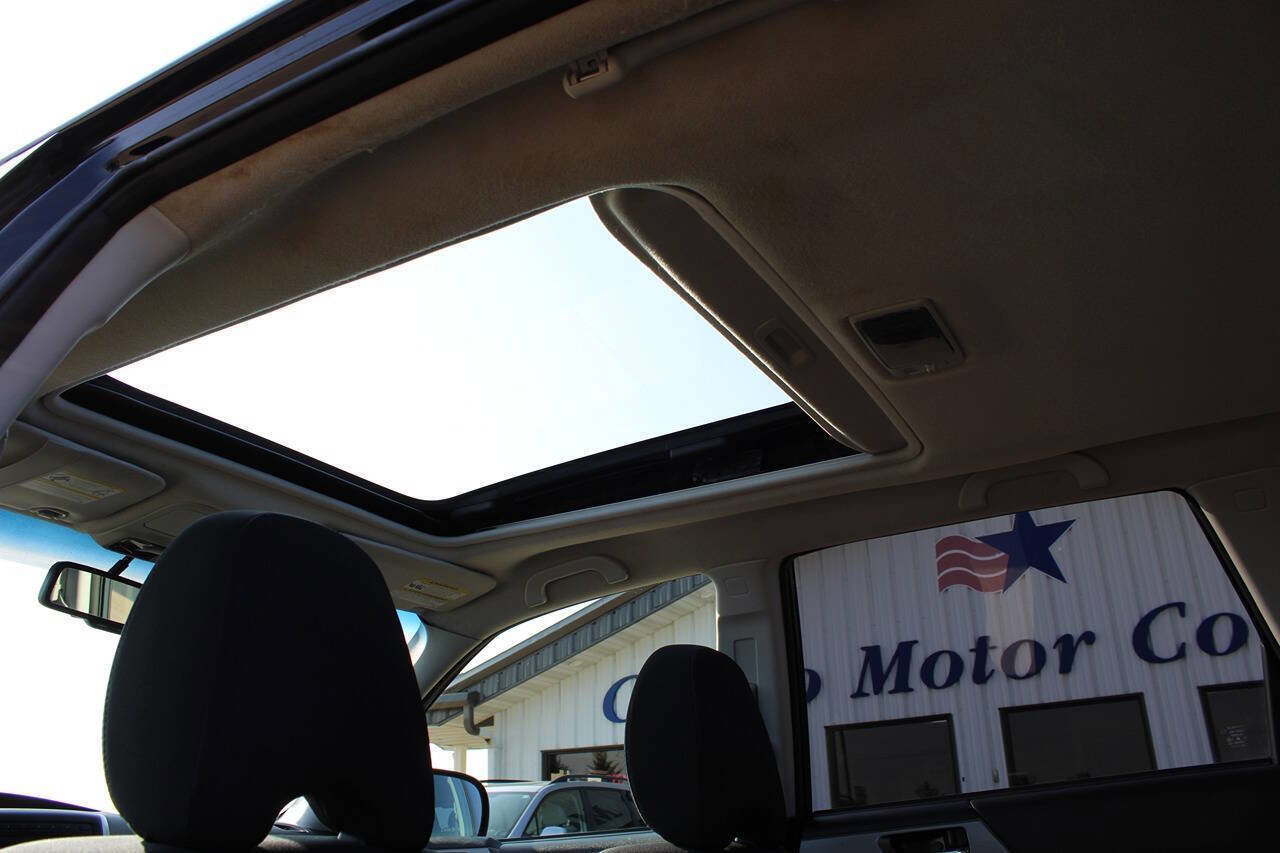 Used 2010 Subaru Forester 2.5X Premium image 11