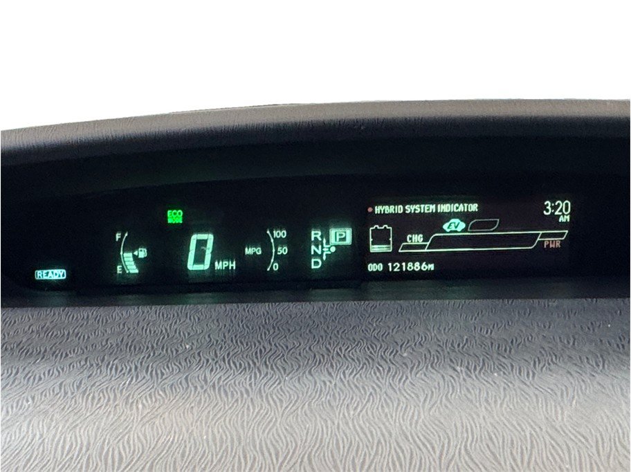 Used 2015 Toyota Prius Four FWD image 15