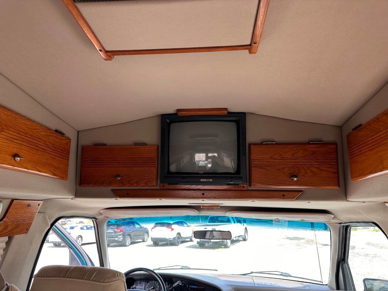 Used 1994 Ford E-150 and Econoline 150 RWD image 15