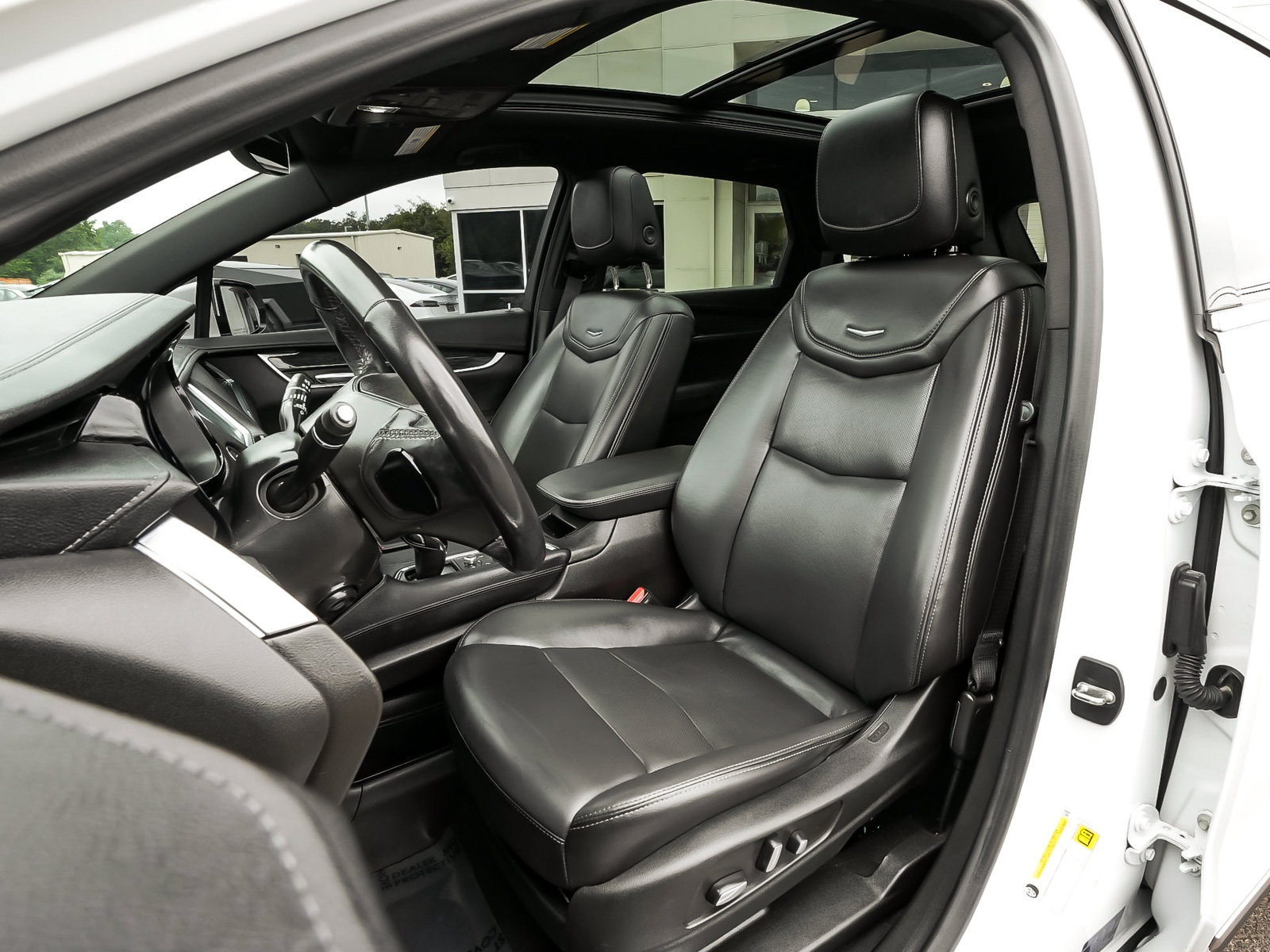 Used 2022 Cadillac XT5 Premium Luxury AWD/4WD image 35