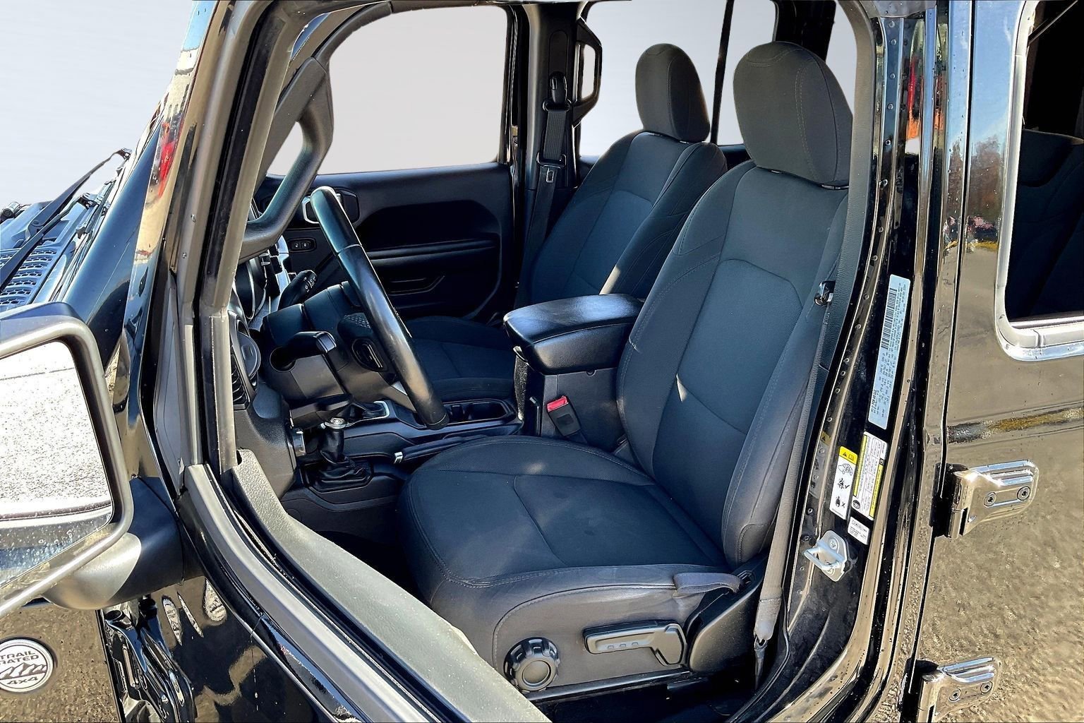 Used 2018 Jeep Wrangler Unlimited Sport S image 26