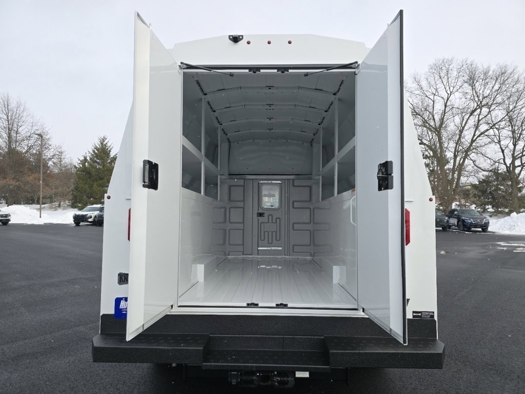 New 2025 Chevrolet Express 3500 w/ Power Convenience Package image 8