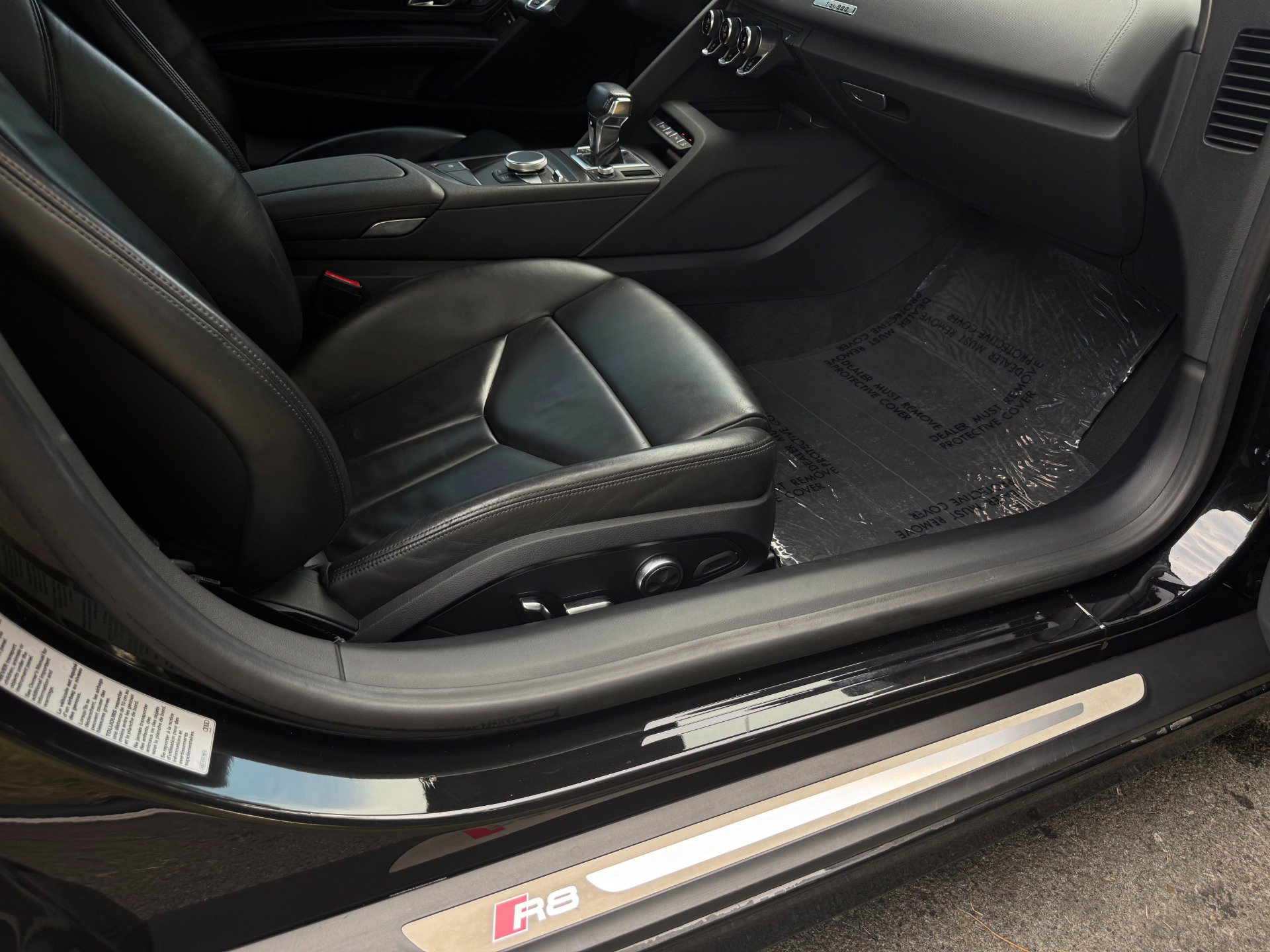 Used 2018 Audi R8 V10 image 24