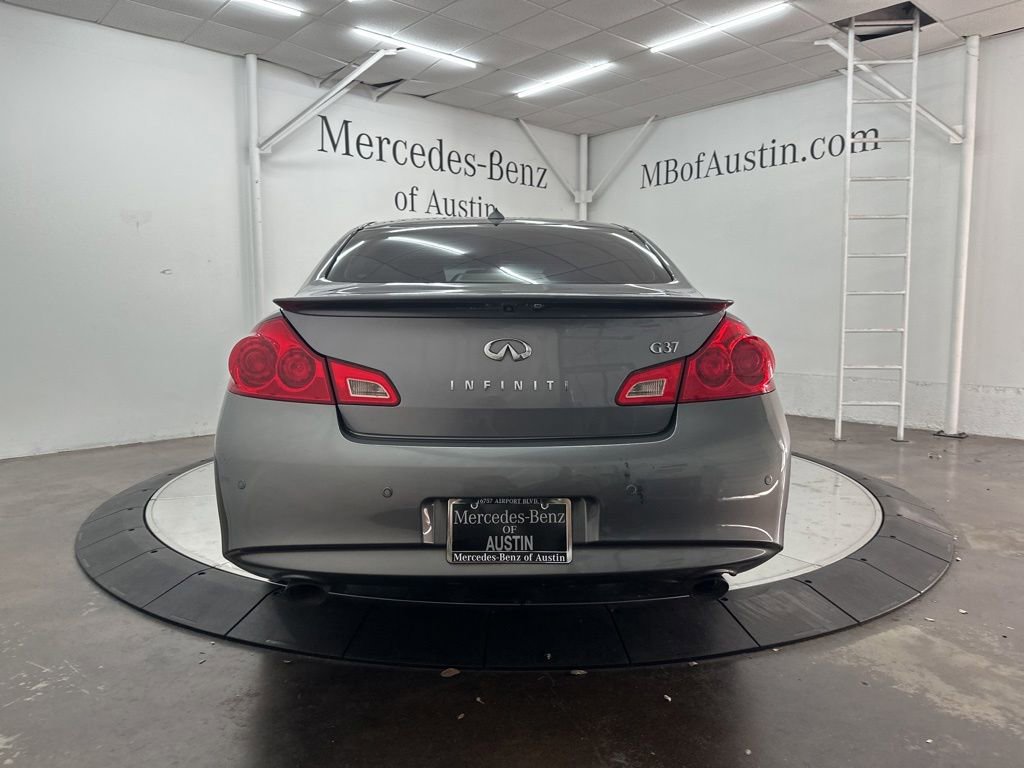 Used 2011 INFINITI G37 Sedan RWD image 5