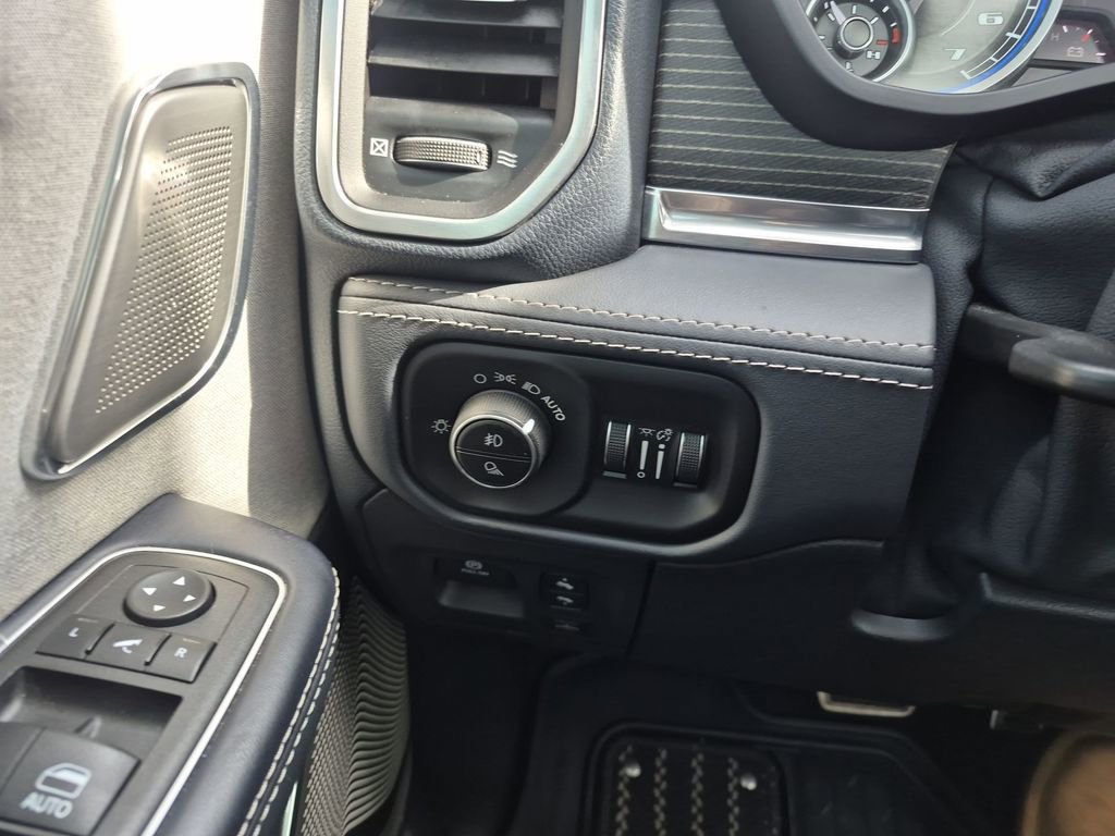 Used 2022 RAM 1500 Limited image 22