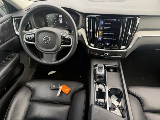 Used 2022 Volvo S60 B5 Inscription w/ Advanced Package AWD/4WD image 9