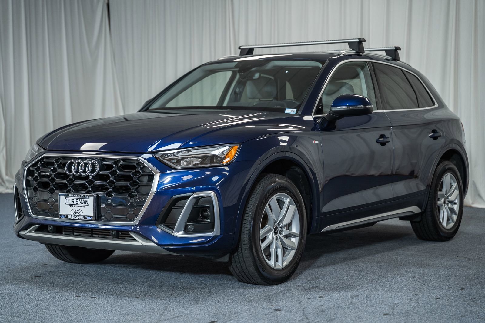 Used 2022 Audi Q5 2.0T Premium w/ Convenience Package AWD/4WD image 3