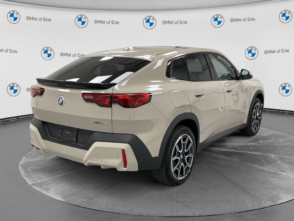 New 2027 BMW X2 xDrive28i w/ Convenience Package AWD/4WD image 4