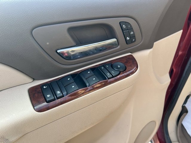 Used 2012 Chevrolet Suburban LT w/ Luxury Package image 14