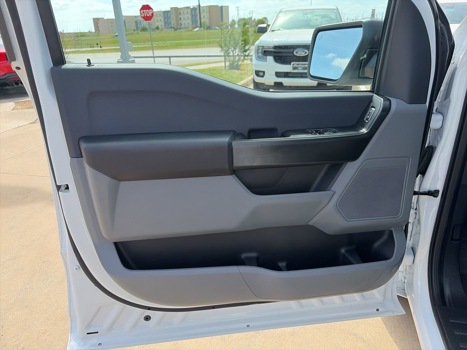 Used 2025 Ford F150 XL image 12