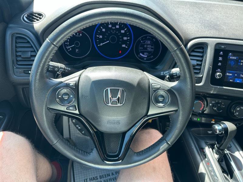 Used 2021 Honda HR-V Sport image 12