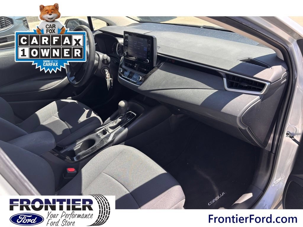 Used 2022 Toyota Corolla LE FWD image 17
