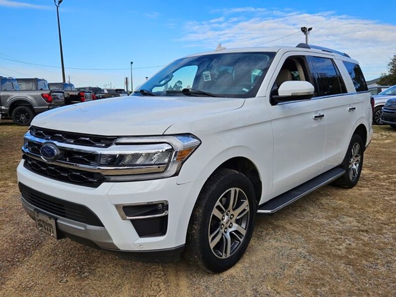 Certified 2023 Ford Expedition Limited image 4