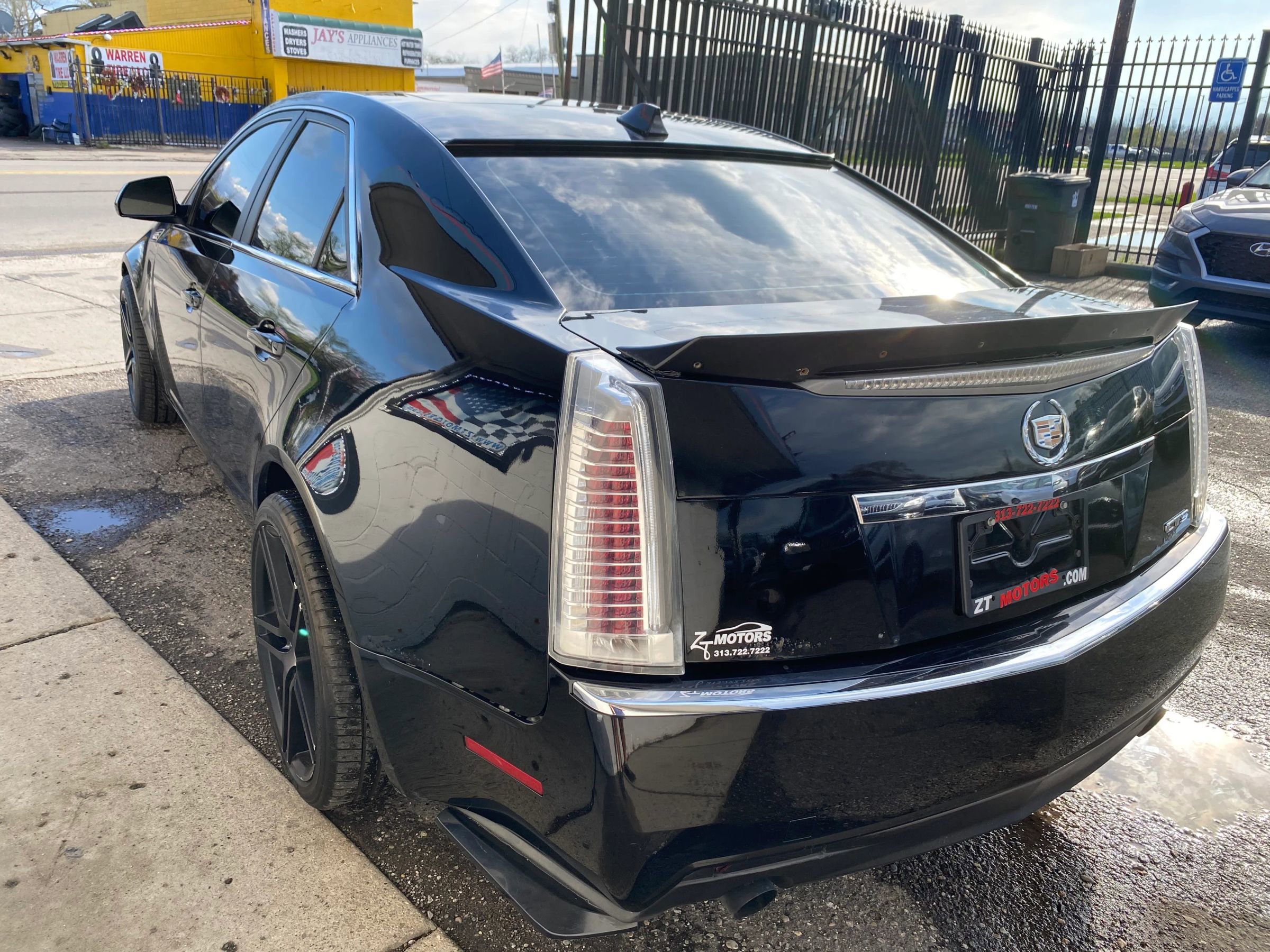 Used 2008 Cadillac CTS 3.6 AWD image 2