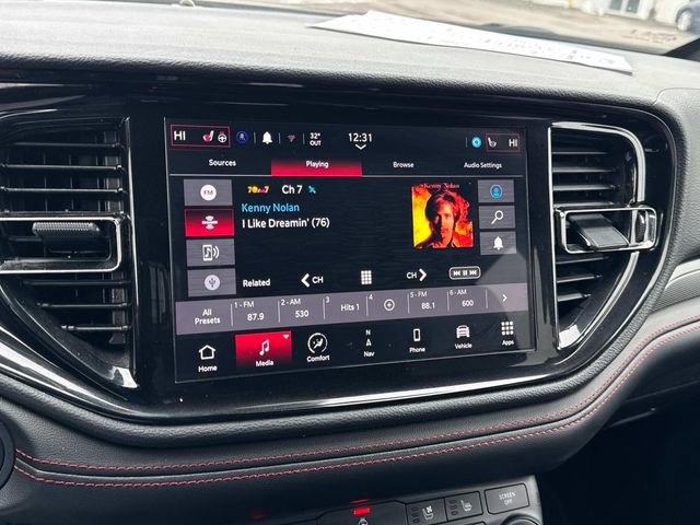 Used 2024 Dodge Durango GT image 35