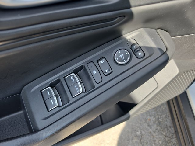 Used 2025 Honda Accord SE image 17