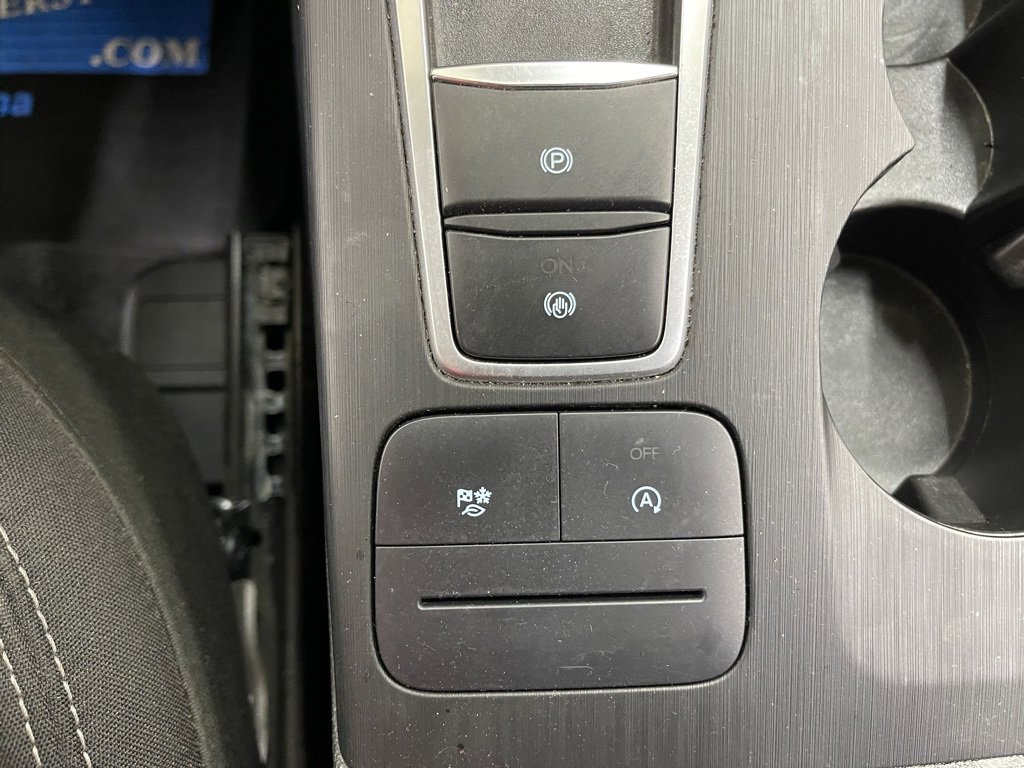 Used 2025 Ford Escape Active image 28