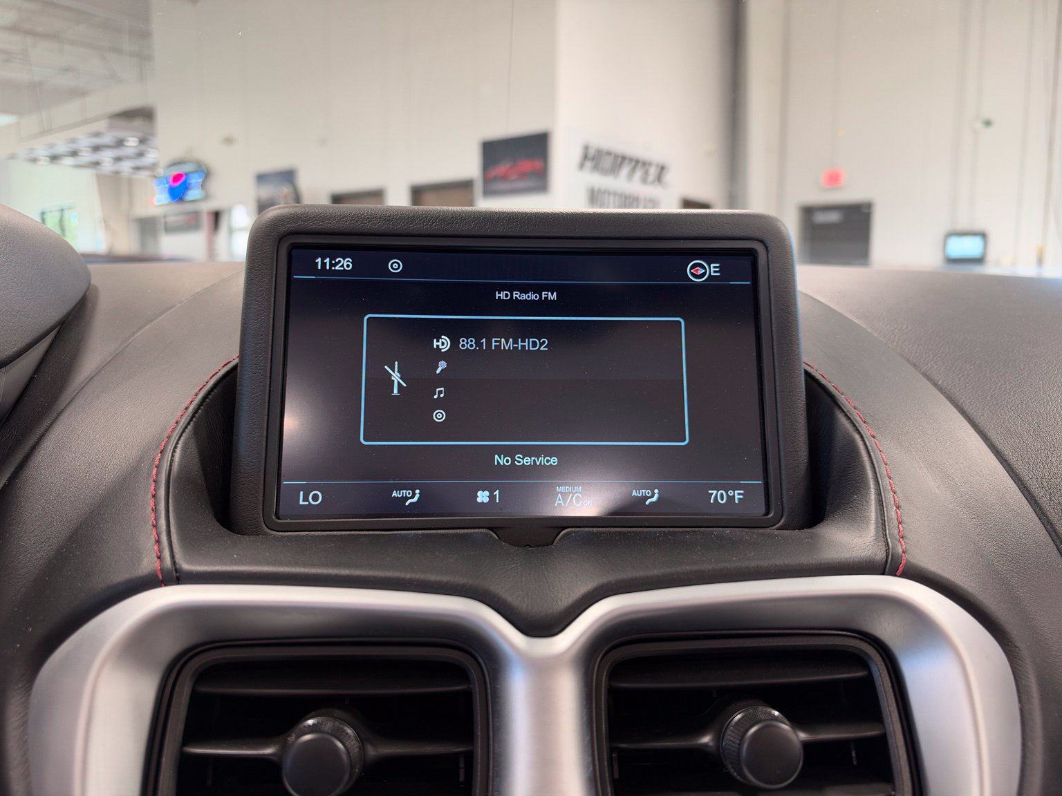 Used 2021 Aston Martin V8 Vantage Roadster RWD image 34