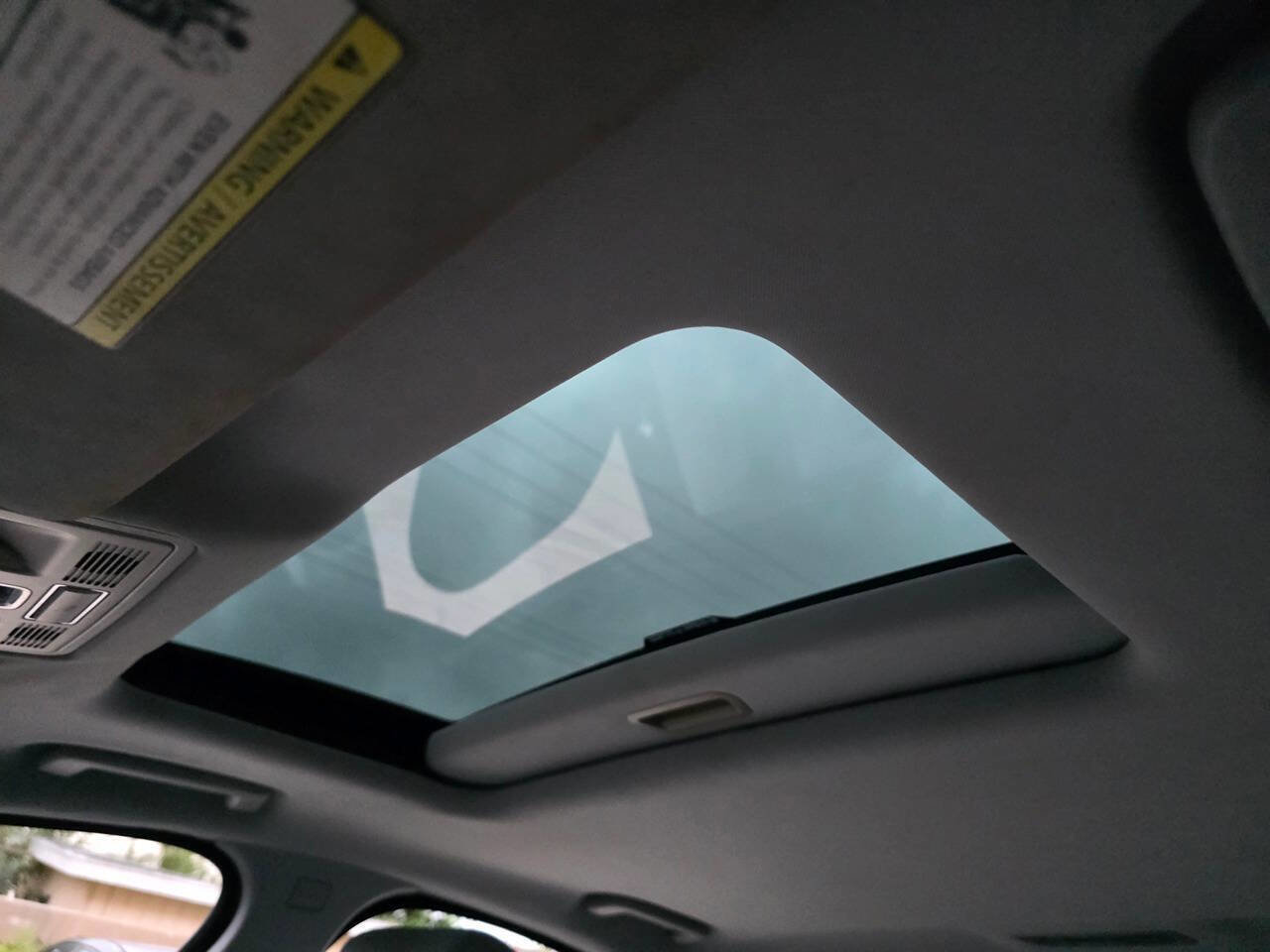 Used 2011 Jaguar XF Portfolio image 16