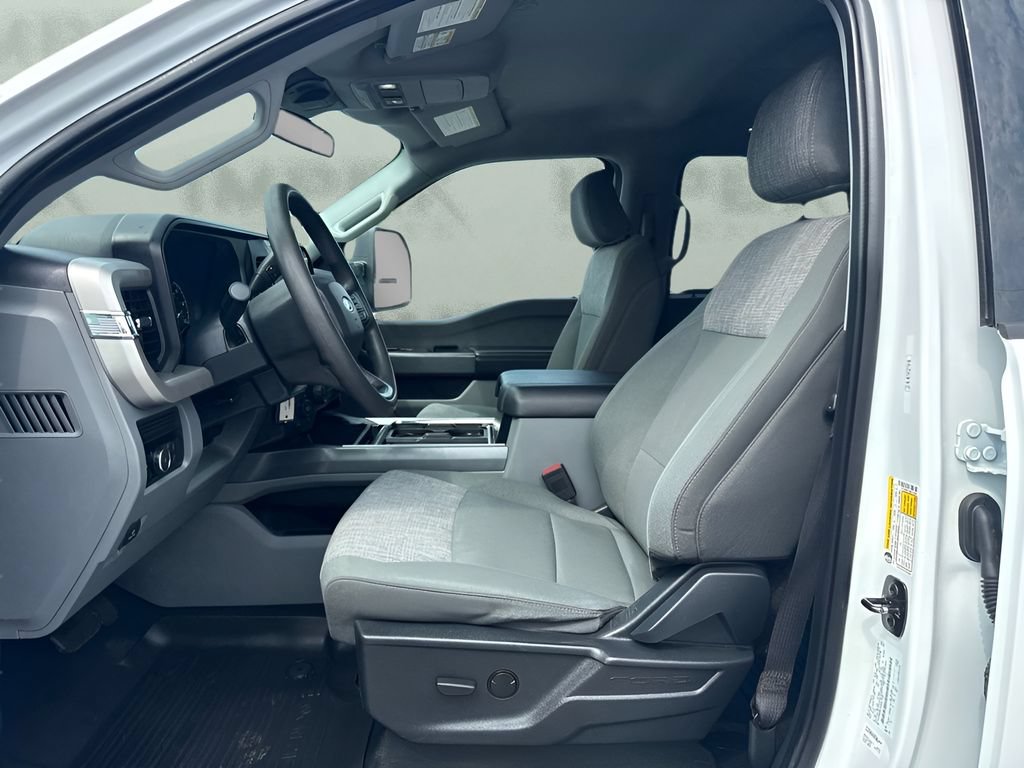 Used 2024 Ford F250 XLT w/ FX4 Off-Road Package AWD/4WD image 6