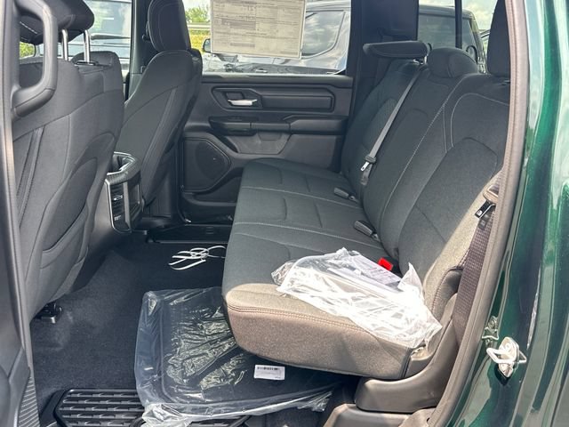 New 2026 RAM 1500 Express AWD/4WD image 14