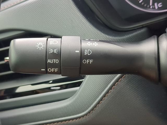 Used 2025 Subaru Forester Touring w/ Popular Package - Touring image 28