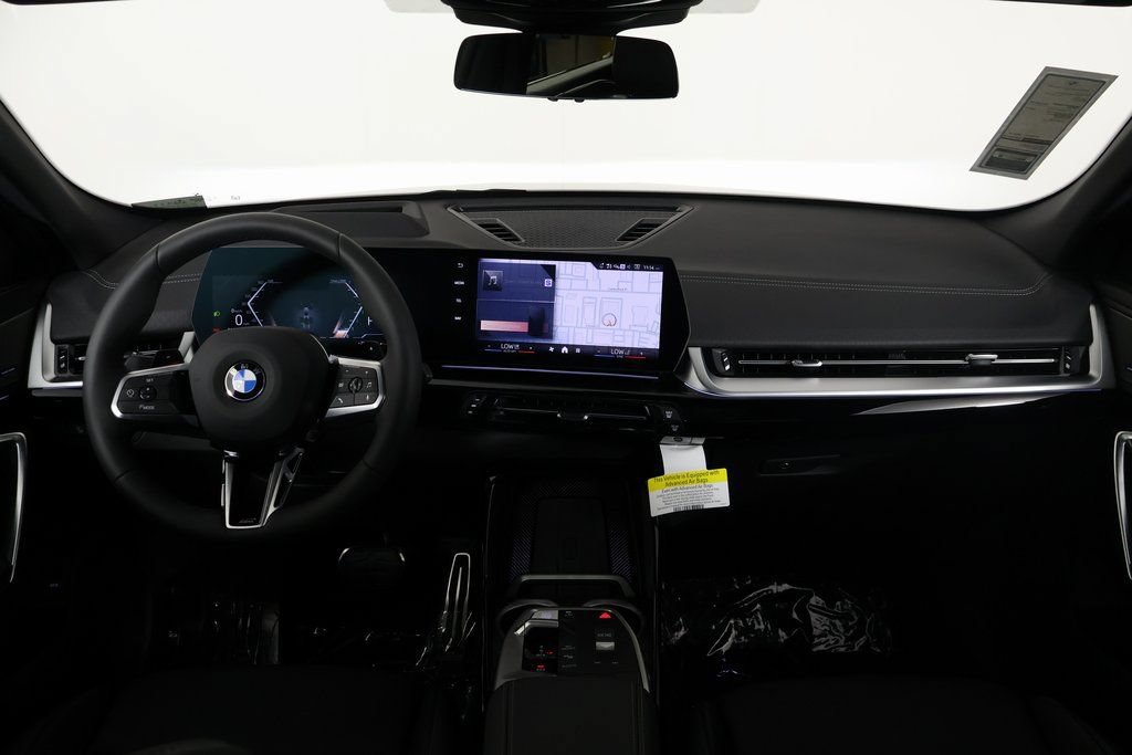 New 2026 BMW X2 xDrive28i w/ Technology Package AWD/4WD image 4
